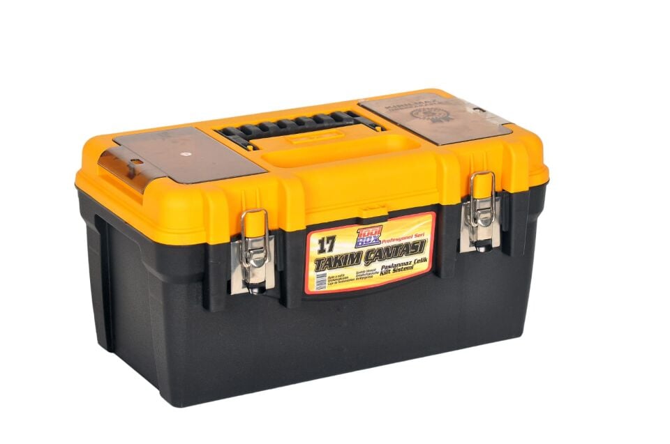 17 İNC METAL KİLİTLİ BALIKÇI ÇANTASI